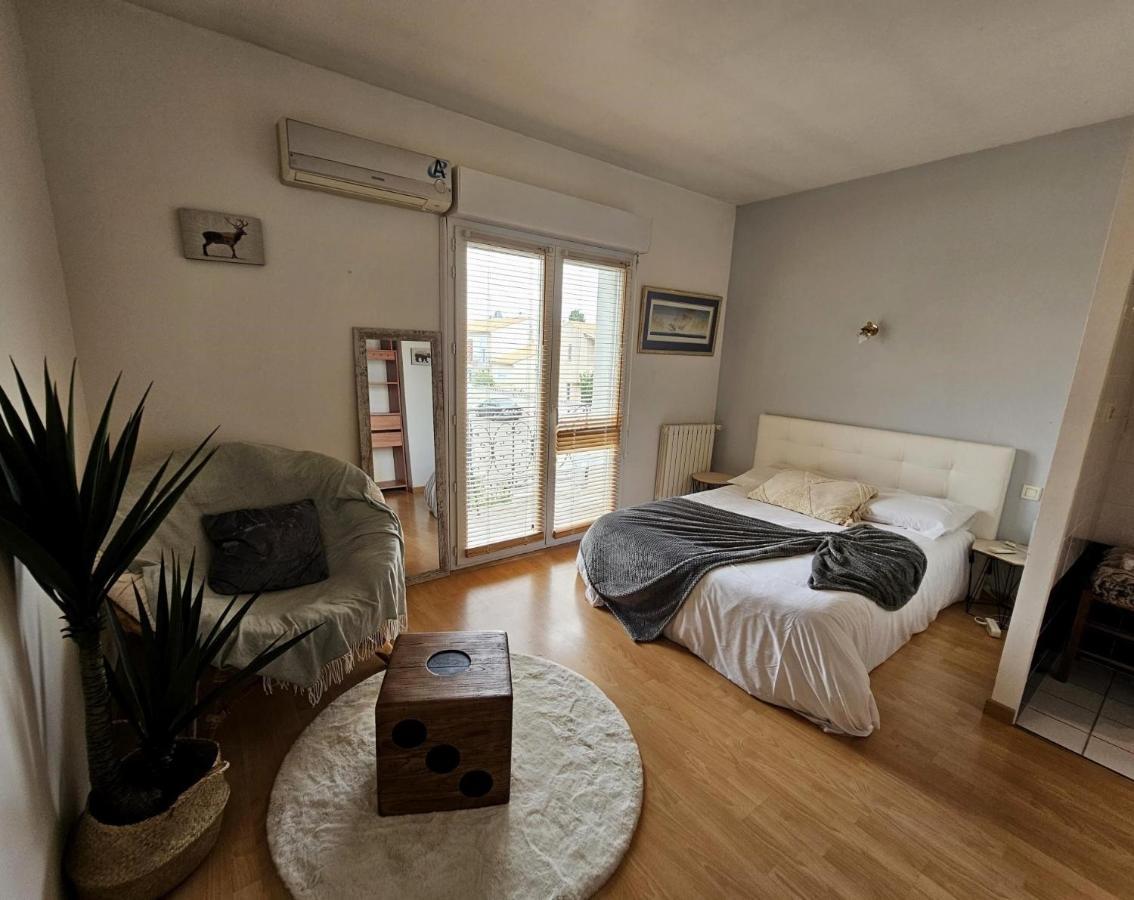 Villa Mars Yourhosthelper Ναρμπόν Εξωτερικό φωτογραφία